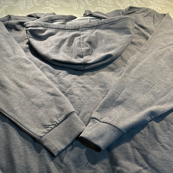 Men’s Mountain Ridge Sweater. - Picture 5 of 5